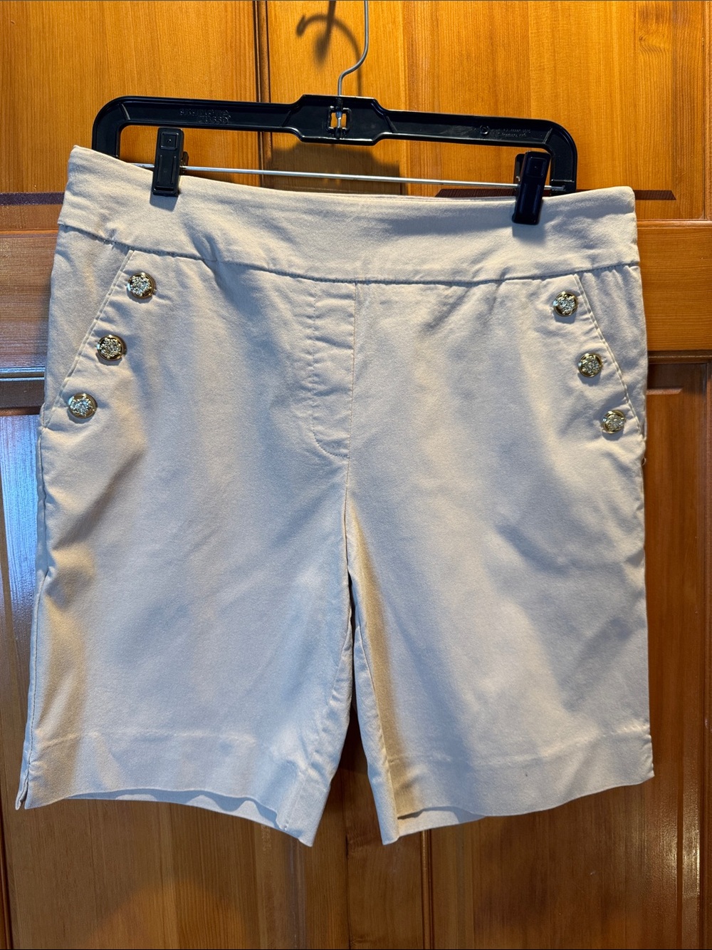 Counterparts Women’s Beige Sailor Bermuda Shorts Size Large (EUC)